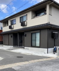 近鉄奈良駅徒歩14分のテラスハウスです