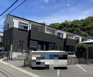 近鉄奈良駅徒歩6分のテラスハウスです